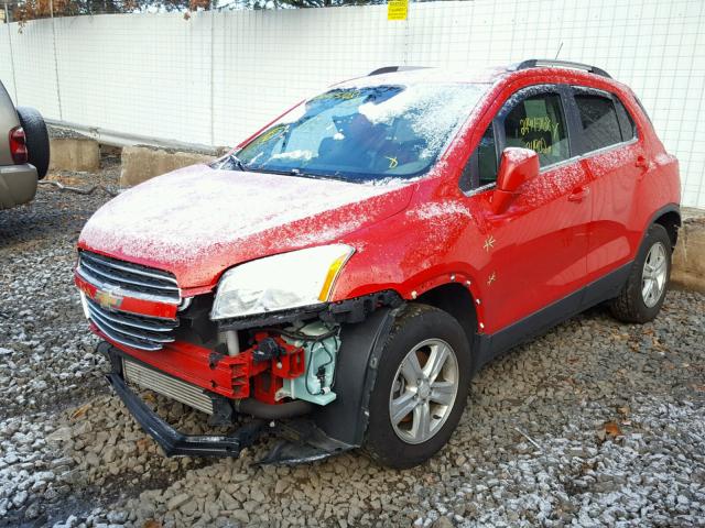 3GNCJRSB3FL208096 - 2015 CHEVROLET TRAX 1LT RED photo 2