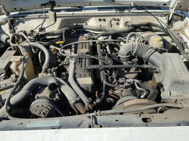 1J4FT58S51L569148 - 2001 JEEP CHEROKEE C WHITE photo 7