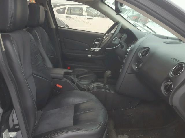 2G2WC55C471172553 - 2007 PONTIAC GRAND PRIX შავი ფოტო 5