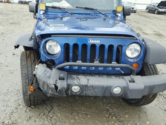 1J4BA3H13AL184266 - 2010 JEEP WRANGLER U BLUE photo 9