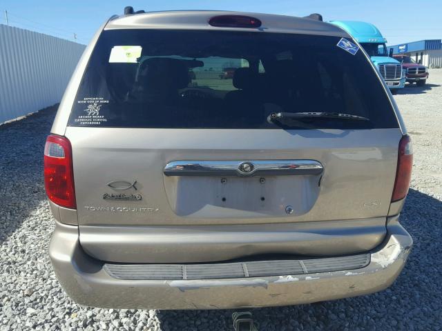 2C4GP54L43R148044 - 2003 CHRYSLER TOWN & COU TAN photo 9