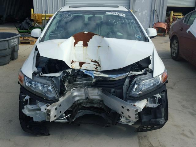 19XFB2F84CE101504 - 2012 HONDA CIVIC WHITE photo 5