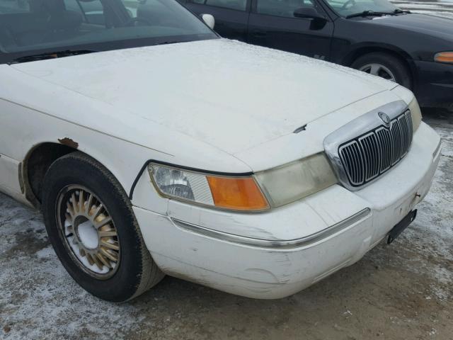 2MEFM75W6WX685411 - 1998 MERCURY GRAND MARQ WHITE photo 9