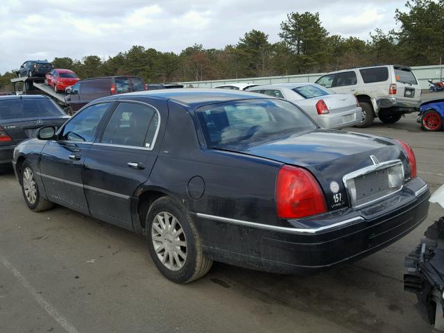 1LNHM81V27Y613924 - 2007 LINCOLN TOWN CAR S BLACK photo 3