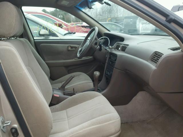 4T1BG22KXYU618151 - 2000 TOYOTA CAMRY CE BEIGE photo 5