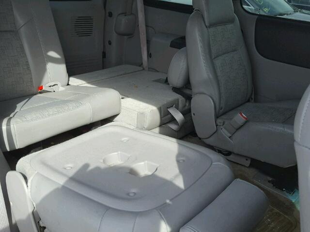 1GMDU03107D213720 - 2007 PONTIAC MONTANA SV WHITE photo 6