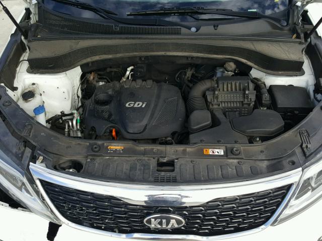 5XYKT4A65EG435978 - 2014 KIA SORENTO LX WHITE photo 7