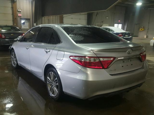 4T1BF1FK0FU091581 - 2015 TOYOTA CAMRY LE SILVER photo 3