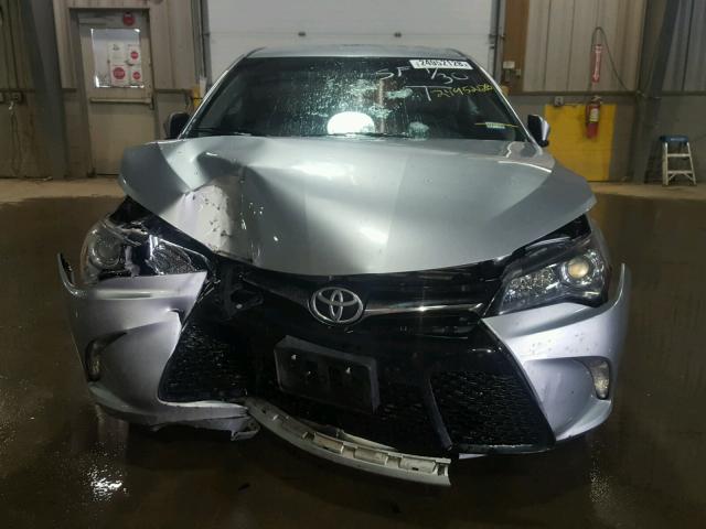 4T1BF1FK0FU091581 - 2015 TOYOTA CAMRY LE SILVER photo 9