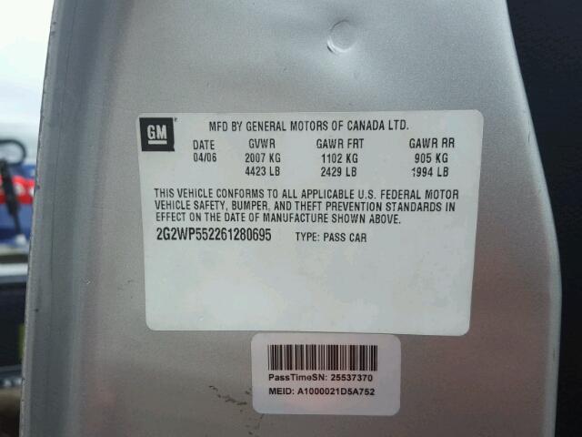 2G2WP552261280695 - 2006 PONTIAC GRAND PRIX SILVER photo 10