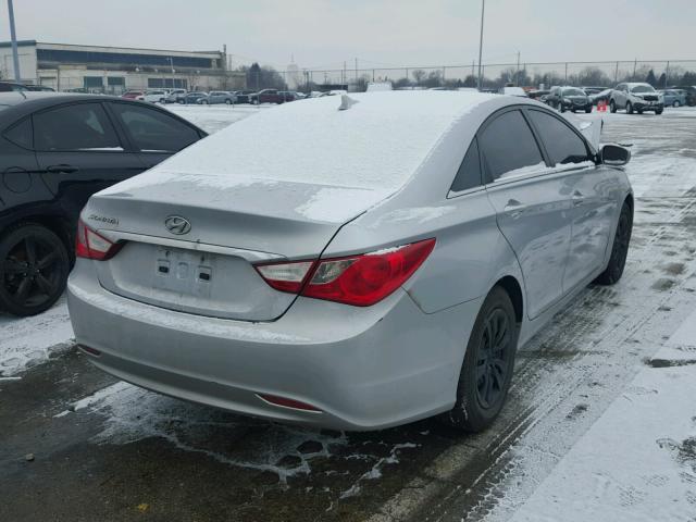 5NPEB4AC4BH088850 - 2011 HYUNDAI SONATA GLS SILVER photo 4