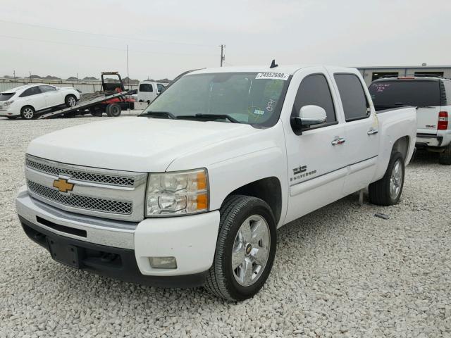 3GCEC23J89G132901 - 2009 CHEVROLET SILVERADO WHITE photo 2