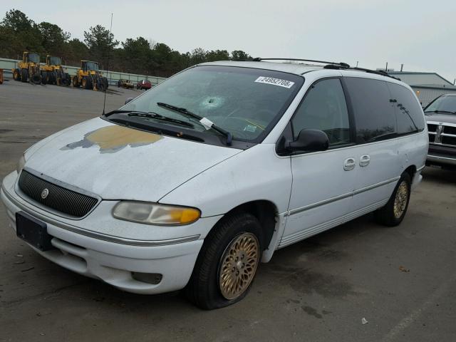 1C4GP64L9TB466312 - 1996 CHRYSLER TOWN & COU WHITE photo 2