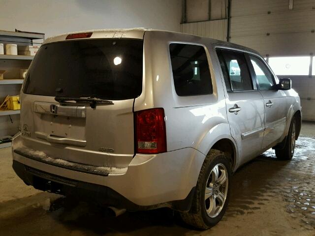 5FNYF4H48DB077996 - 2013 HONDA PILOT EX SILVER photo 4