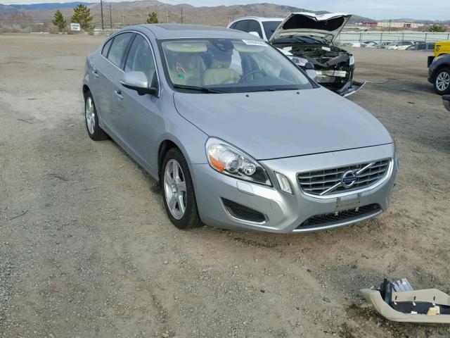 YV1612FH0D2184974 - 2013 VOLVO S60 T5 SILVER photo 1