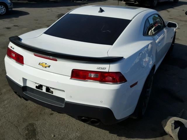 2G1FG1EW9F9180031 - 2015 CHEVROLET CAMARO SS WHITE photo 4