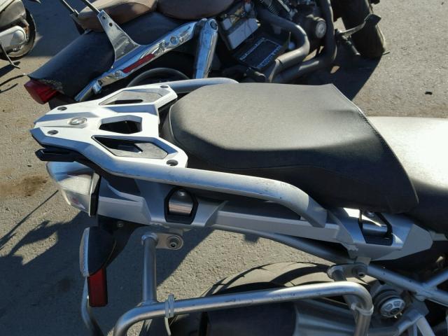 WB10A1105DZ184268 - 2013 BMW R1200 GS GRAY photo 6