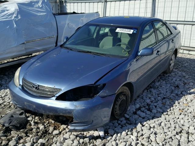 4T1BE32K63U723659 - 2003 TOYOTA CAMRY LE BLUE photo 2