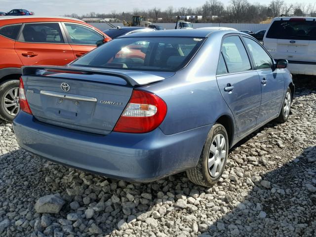 4T1BE32K63U723659 - 2003 TOYOTA CAMRY LE BLUE photo 4