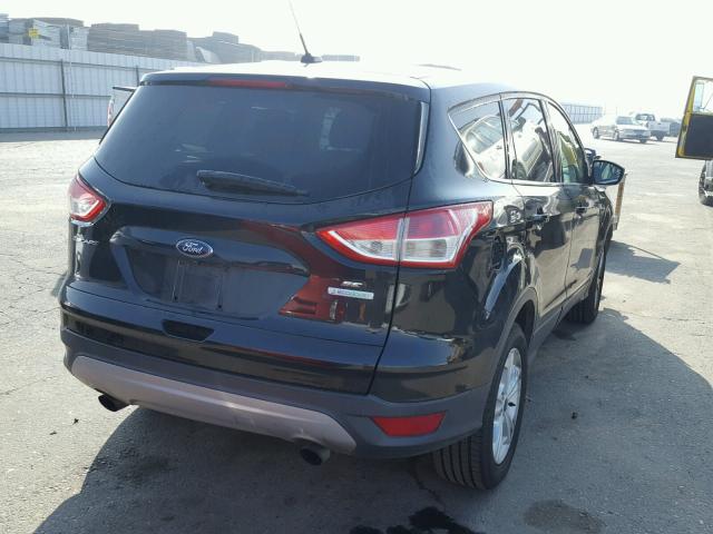 1FMCU0G90FUB32579 - 2015 FORD ESCAPE SE BLACK photo 4