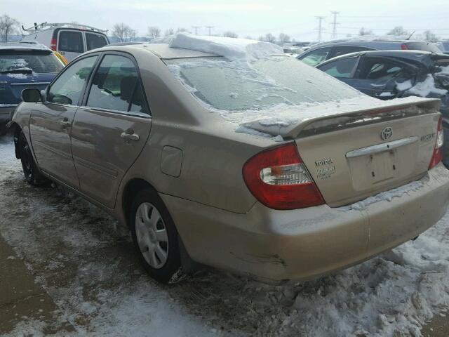 4T1BE32K22U079351 - 2002 TOYOTA CAMRY LE BEIGE photo 3