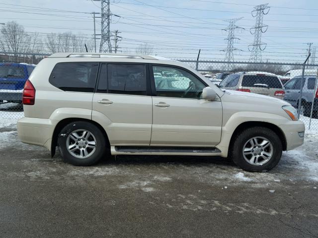 JTJBT20X030009355 - 2003 LEXUS GX 470 WHITE photo 9