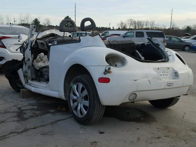 3VWCP21CX1M473347 - 2001 VOLKSWAGEN NEW BEETLE 白色 照片 3
