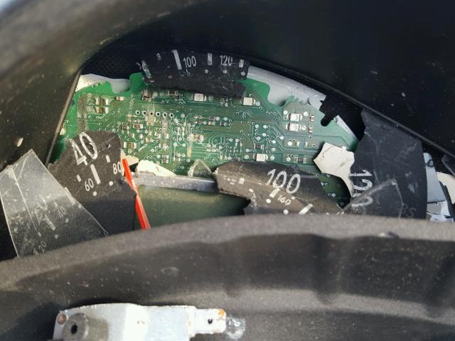 3VWCP21CX1M473347 - 2001 VOLKSWAGEN NEW BEETLE 白色 照片 8