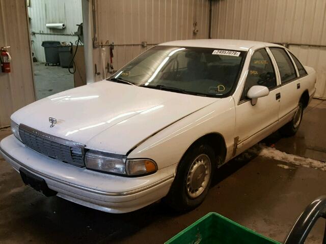 1G1BL52W2RR167430 - 1994 CHEVROLET CAPRICE CL WHITE photo 2