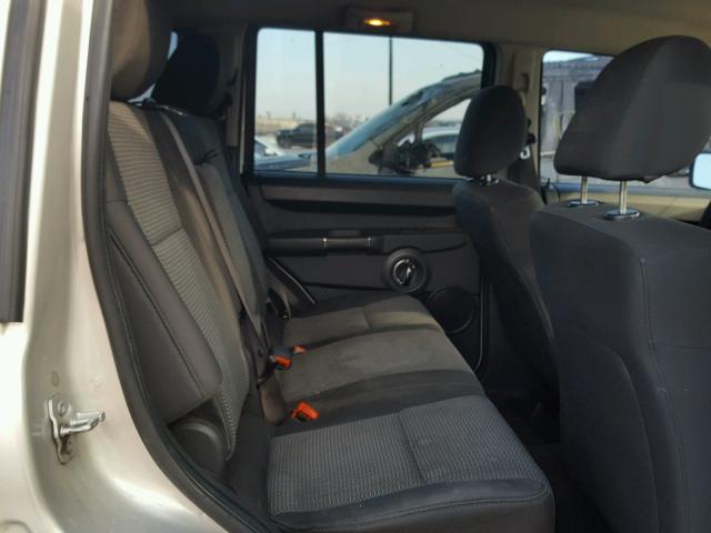 1J8HH48K79C519995 - 2009 JEEP COMMANDER GOLD photo 6