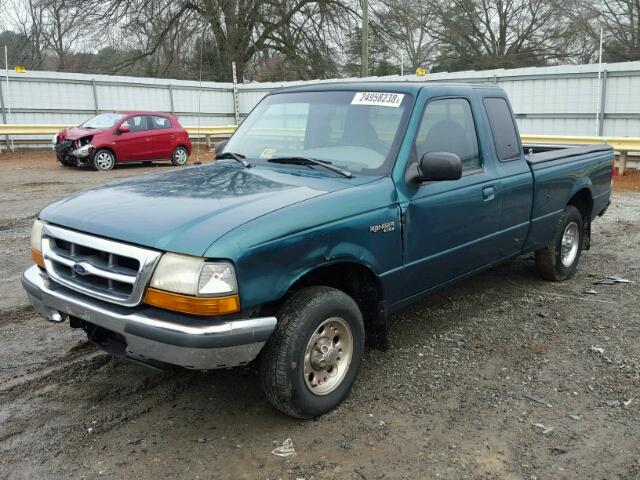 1FTYR14X5WPB64012 - 1998 FORD RANGER SUP GREEN photo 2