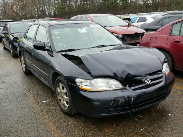 1HGCG56621A146074 - 2001 HONDA ACCORD EX BLACK photo 2