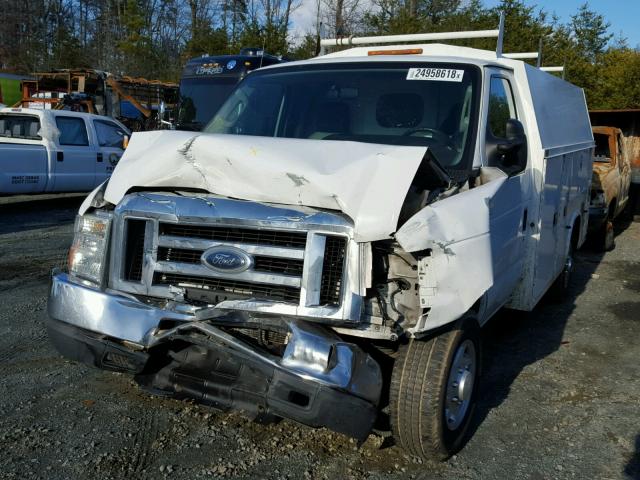 1FDSE3FL6ADA82027 - 2010 FORD ECONOLINE WHITE photo 2