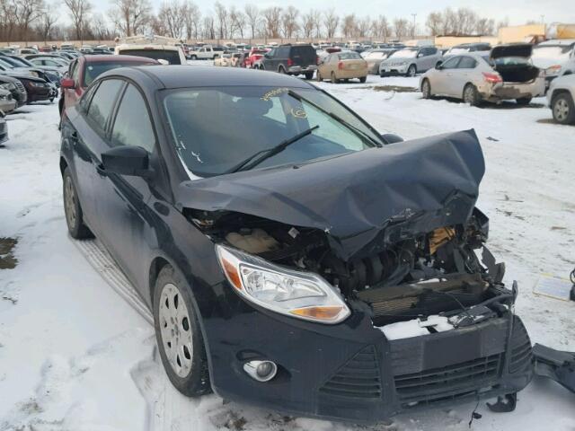 1FAHP3F21CL257606 - 2012 FORD FOCUS SE BLACK photo 1