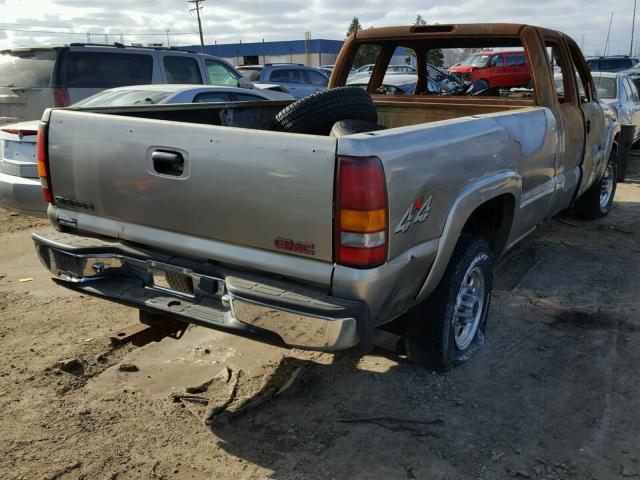 1GTGK29U1YE287129 - 2000 GMC NEW SIERRA SILVER photo 4