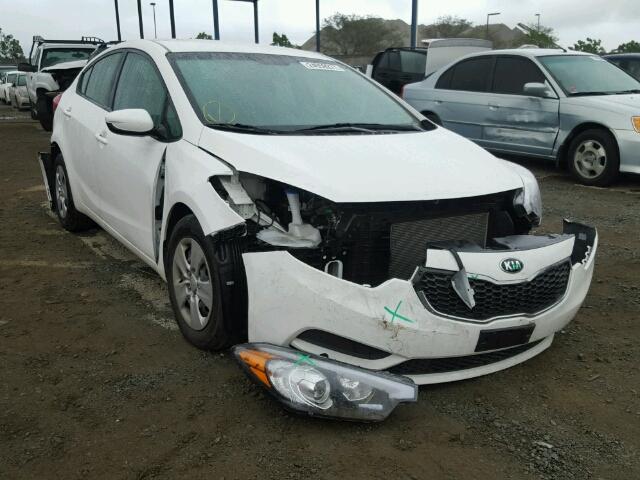 KNAFK4A61G5578150 - 2016 KIA FORTE LX WHITE photo 1