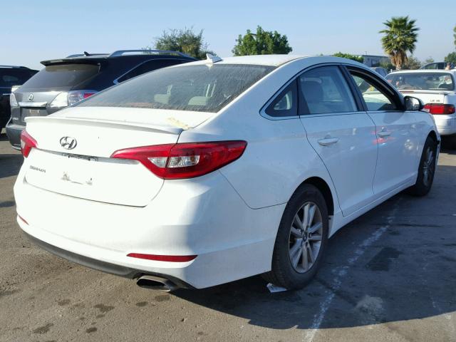 5NPE24AF0FH134545 - 2015 HYUNDAI SONATA SE WHITE photo 4