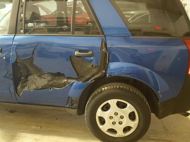 5GZCZ33D34S836770 - 2004 SATURN VUE BLUE photo 9