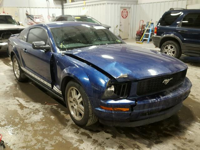 1ZVHT80N685119963 - 2008 FORD MUSTANG BLUE photo 1