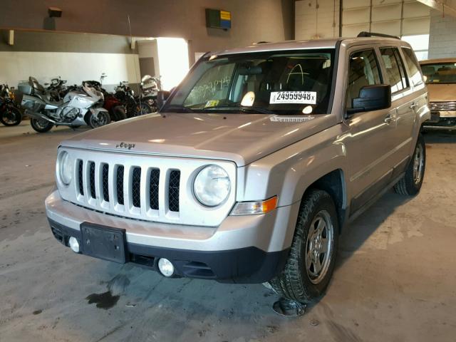 1J4NT1GA8BD132043 - 2011 JEEP PATRIOT SP SILVER photo 2