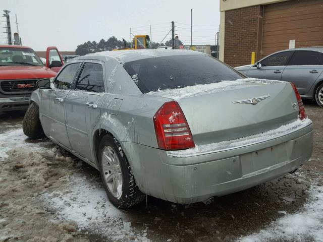 2C3AA63H15H525016 - 2005 CHRYSLER 300C GREEN photo 3