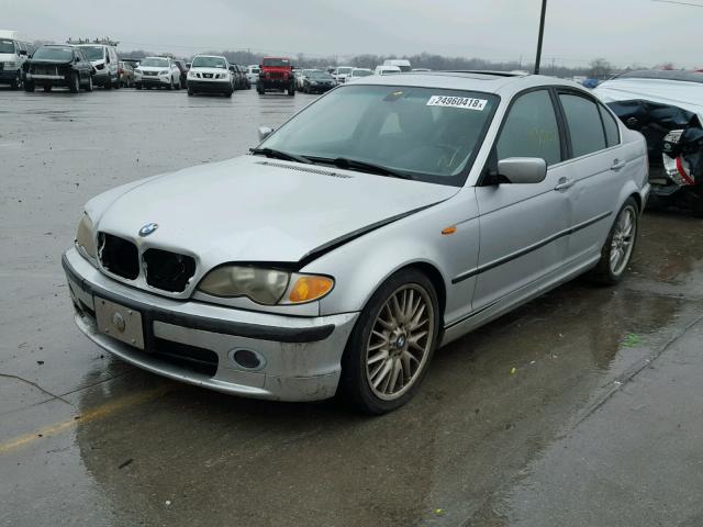 WBAEV53402KM21742 - 2002 BMW 330 I SILVER photo 2