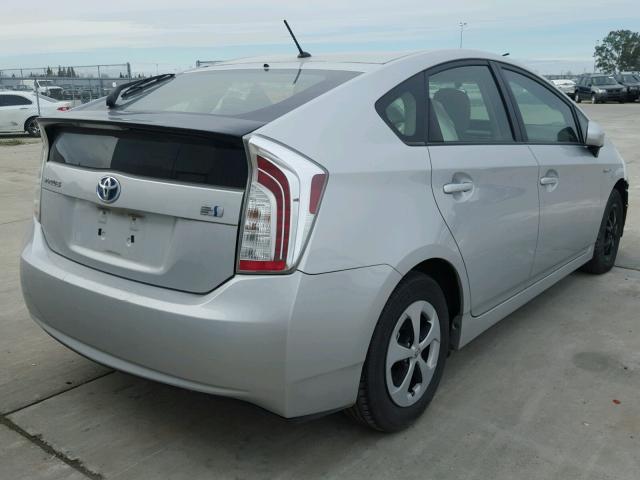 JTDKN3DU6D0339375 - 2013 TOYOTA PRIUS SILVER photo 4