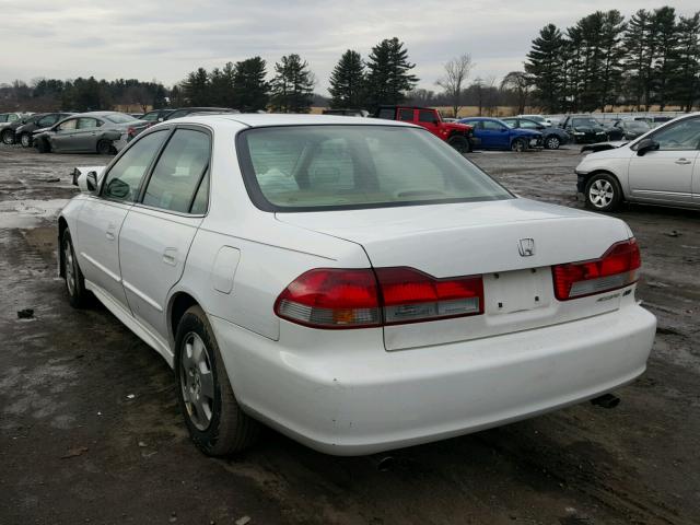 1HGCG16562A021287 - 2002 HONDA ACCORD EX WHITE photo 3