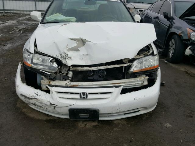 1HGCG16562A021287 - 2002 HONDA ACCORD EX WHITE photo 9