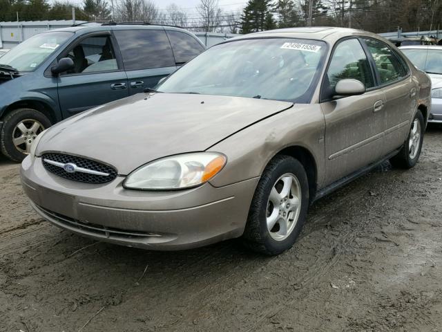 1FAFP55S02A112538 - 2002 FORD TAURUS SES GOLD photo 2