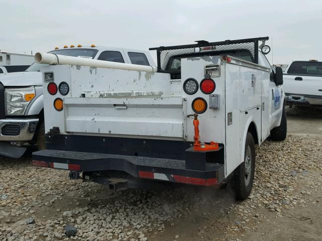 1FDNF20568ED26357 - 2008 FORD F250 SUPER WHITE photo 4