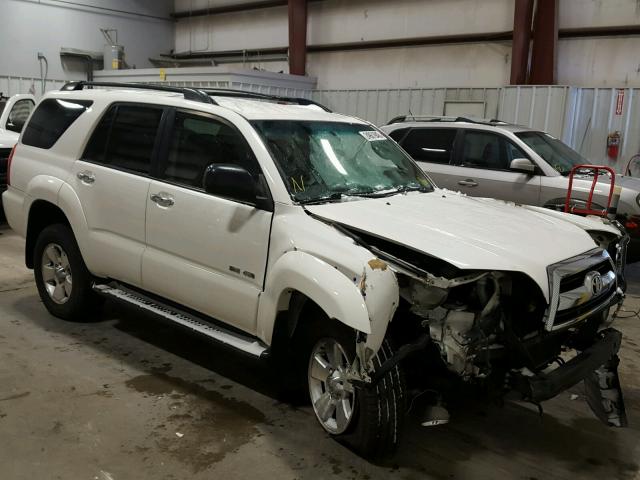 JTEBU14R870119741 - 2007 TOYOTA 4RUNNER SR WHITE photo 1