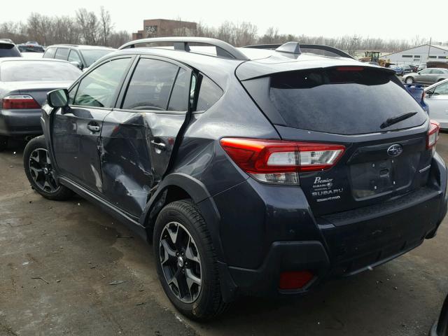 JF2GTABC8JH217884 - 2018 SUBARU CROSSTREK GRAY photo 3