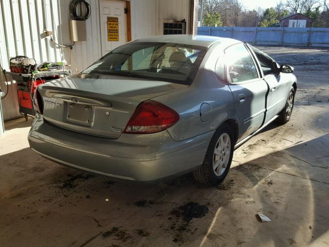 1FAFP53U05A292225 - 2005 FORD TAURUS SE GREEN photo 4